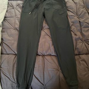 Zyia jogger with pockets